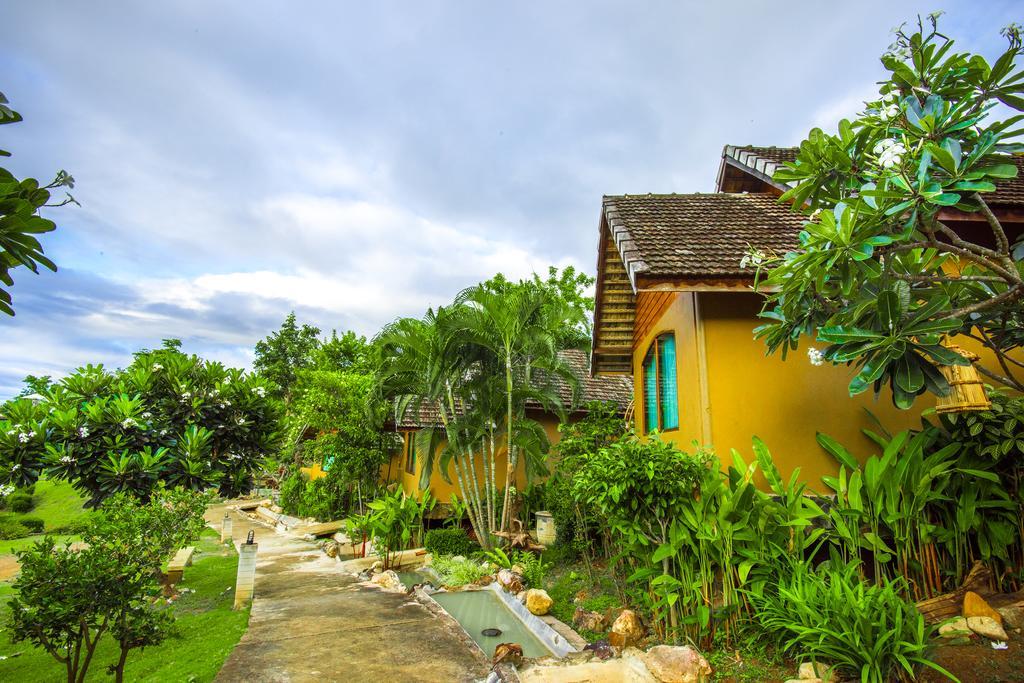 E-Outfitting Pai Resort Kültér fotó