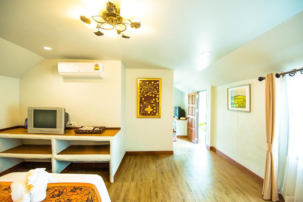 E-Outfitting Pai Resort Kültér fotó