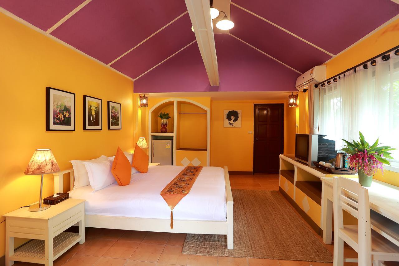 E-Outfitting Pai Resort Kültér fotó