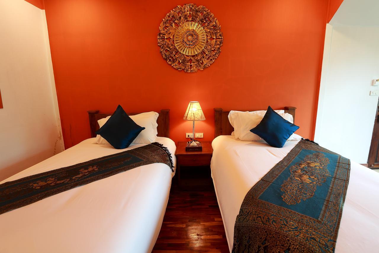 E-Outfitting Pai Resort Kültér fotó